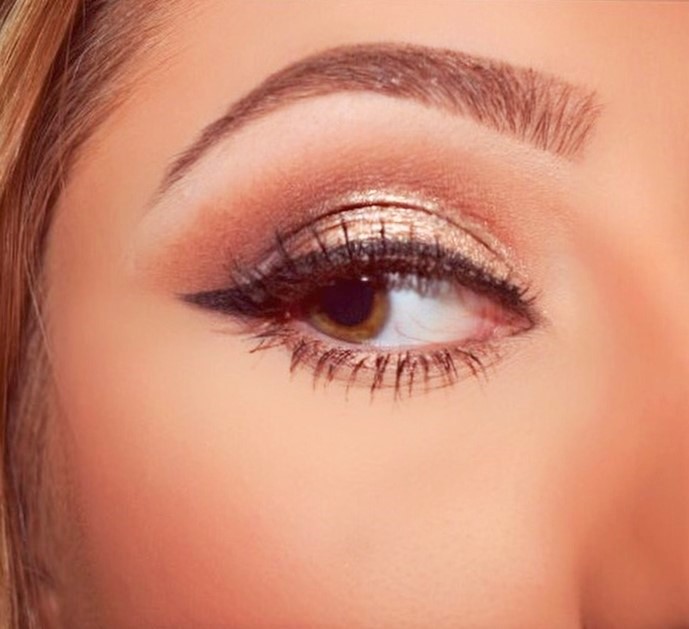 makeup look 1 (2).jpg