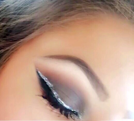 GLITTER LINER FINAL 1.JPG